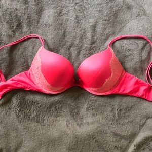 Victoria’s Secret very sexy push up